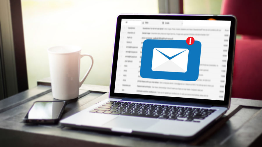 Illustration article Comment réduire la pollution des mails ? On vous dit tout !